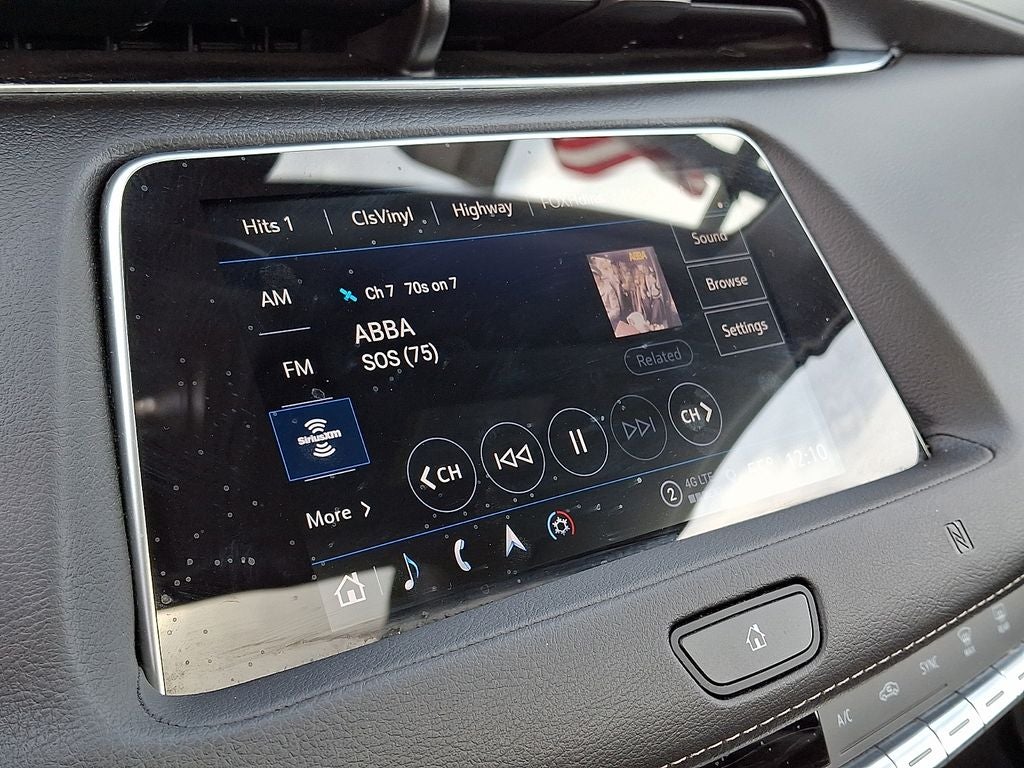 2021 Cadillac XT4 Premium Luxury