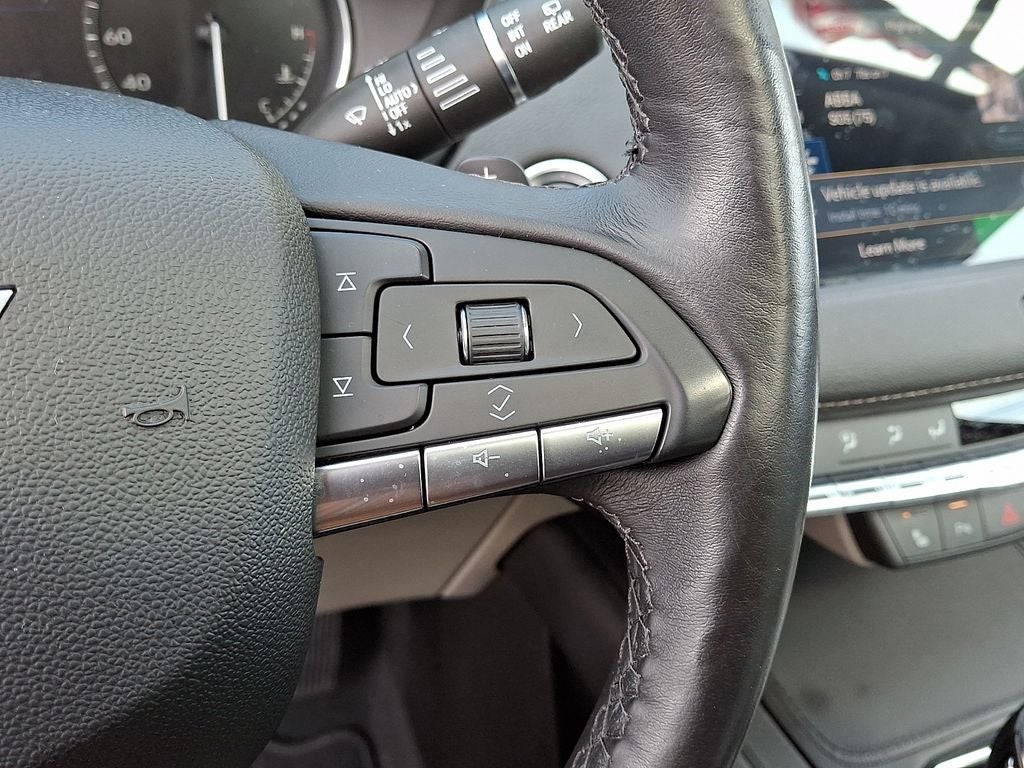 2021 Cadillac XT4 Premium Luxury