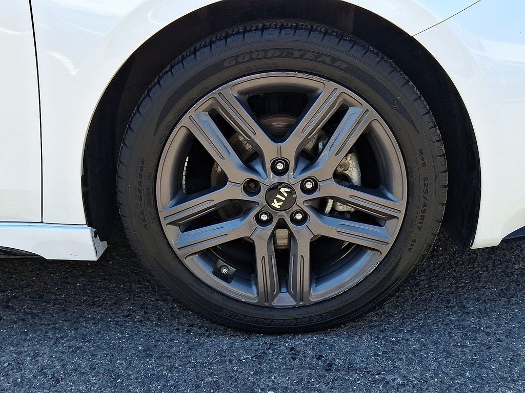 2021 Kia Forte GT-Line