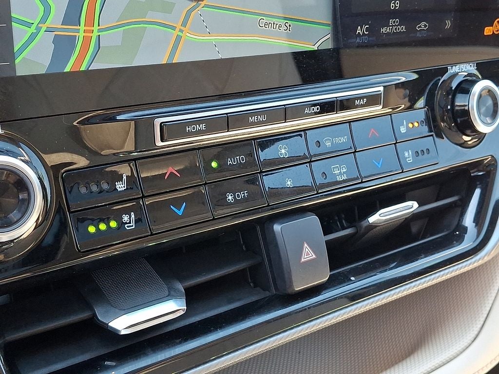 2020 Toyota Highlander Hybrid Platinum