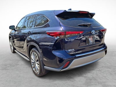 2020 Toyota Highlander Hybrid Platinum