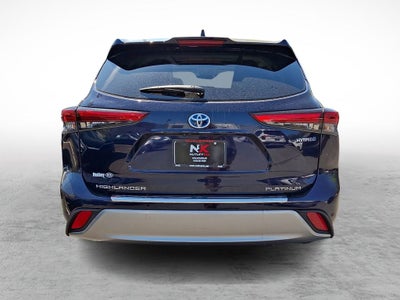 2020 Toyota Highlander Hybrid Platinum