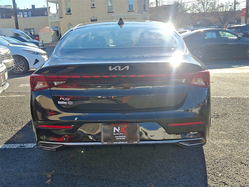 2022 Kia K5 EX