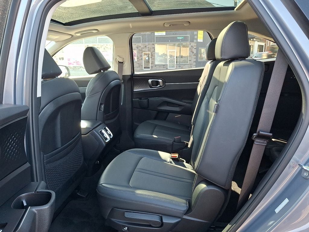 2025 Kia Sorento EX