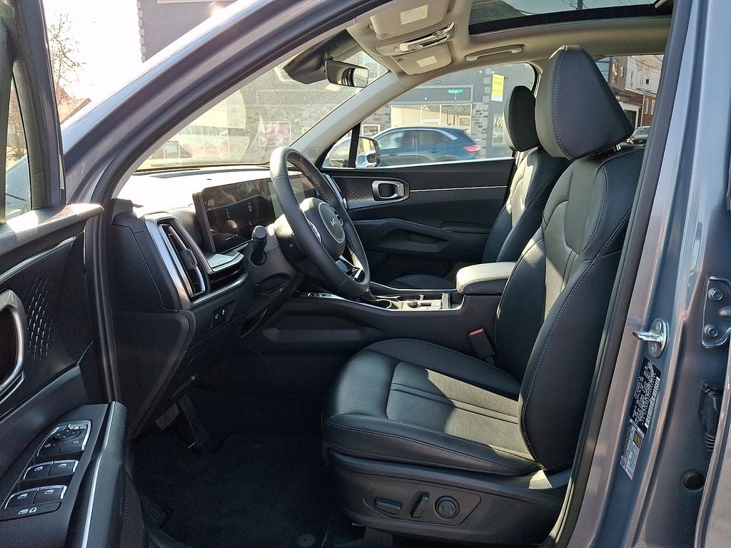 2025 Kia Sorento EX