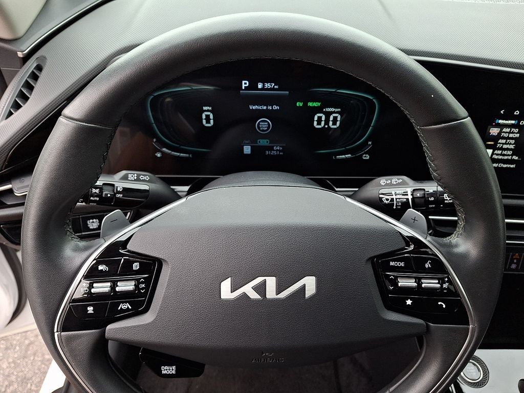 2023 Kia Niro EX Touring