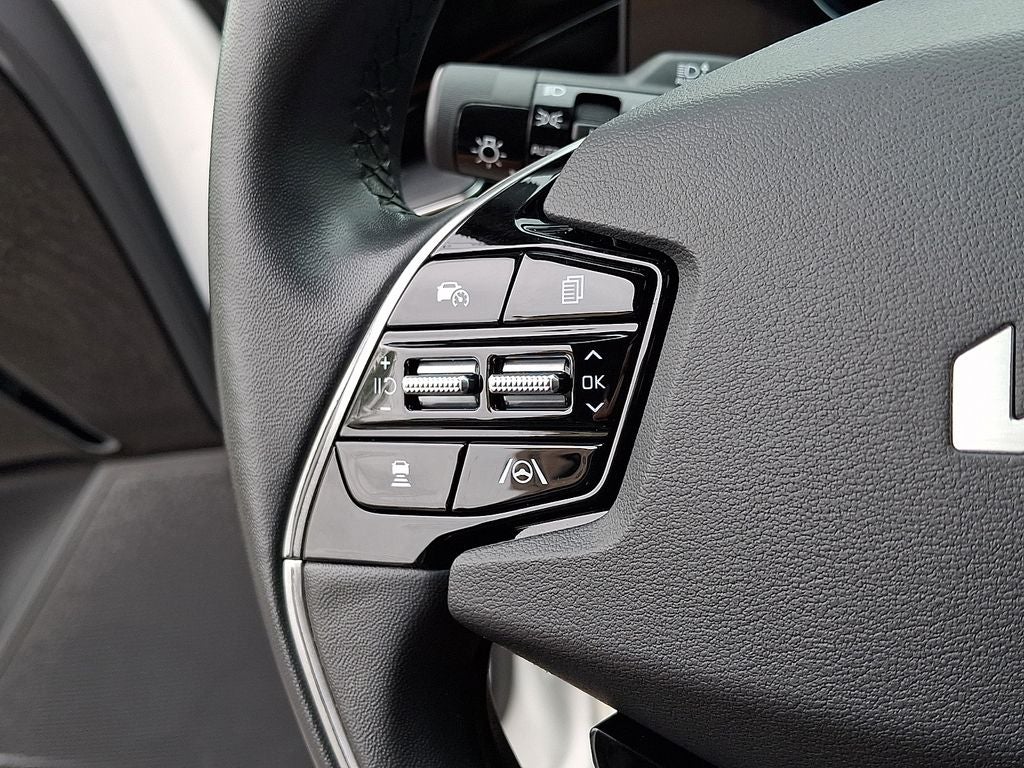 2023 Kia Niro EX Touring