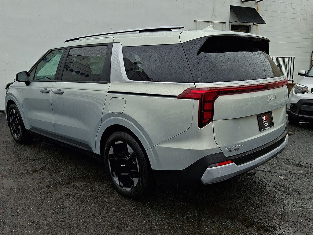 2025 Kia Carnival EX