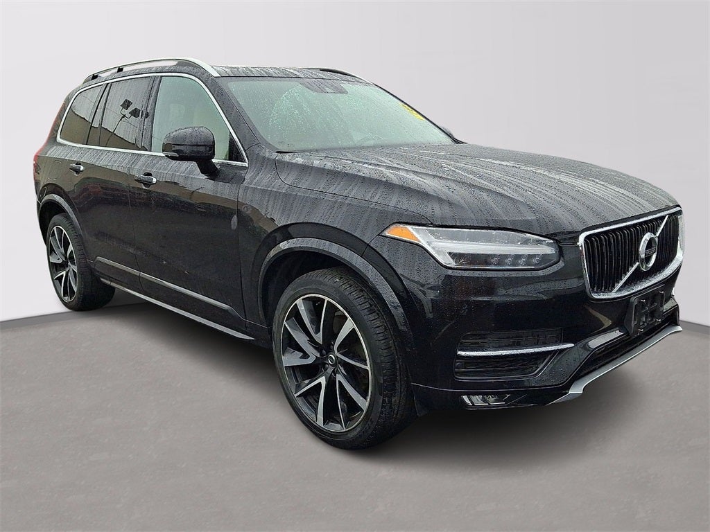 2019 Volvo XC90 T6 Momentum