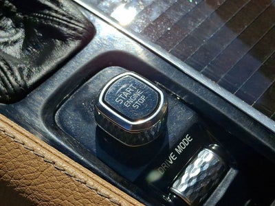 2019 Volvo XC90 T6 Momentum