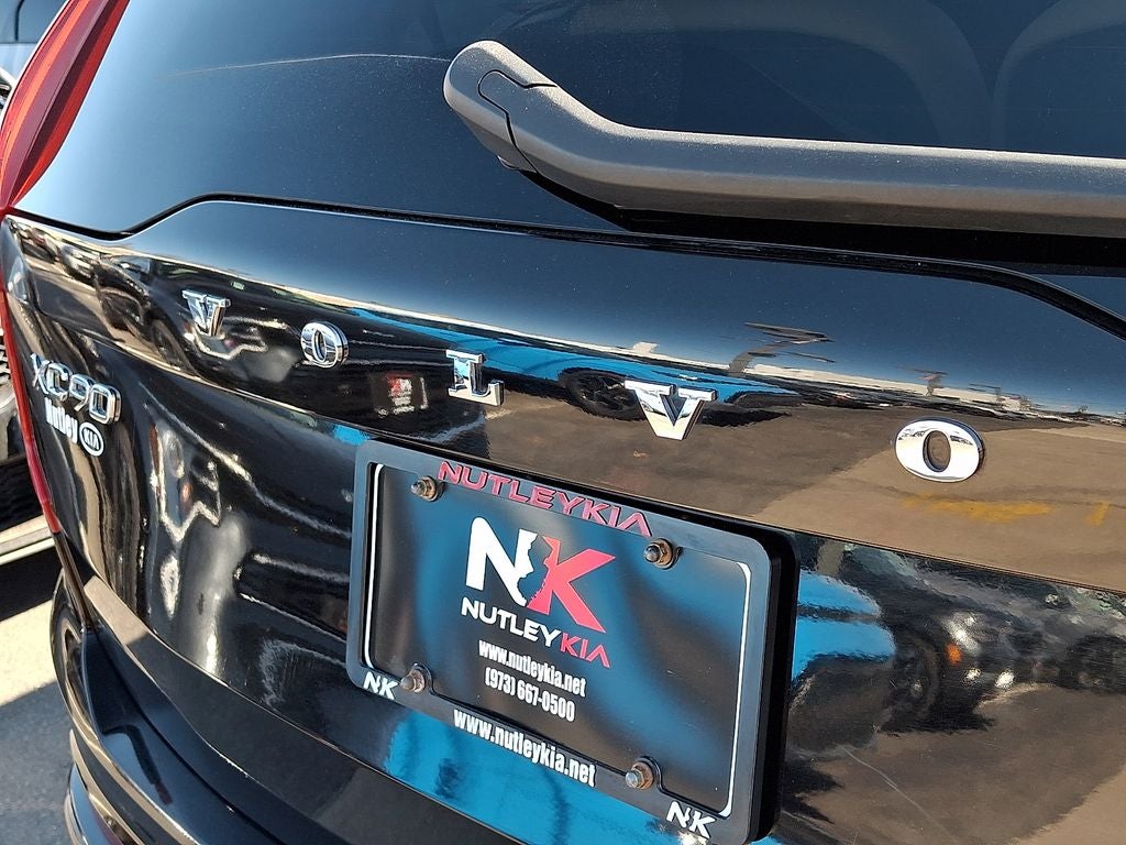 2019 Volvo XC90 T6 Momentum